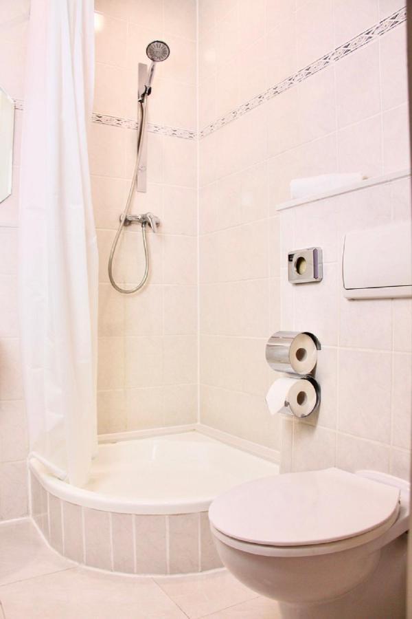 Parkhotel Viktoria Velten Εξωτερικό φωτογραφία